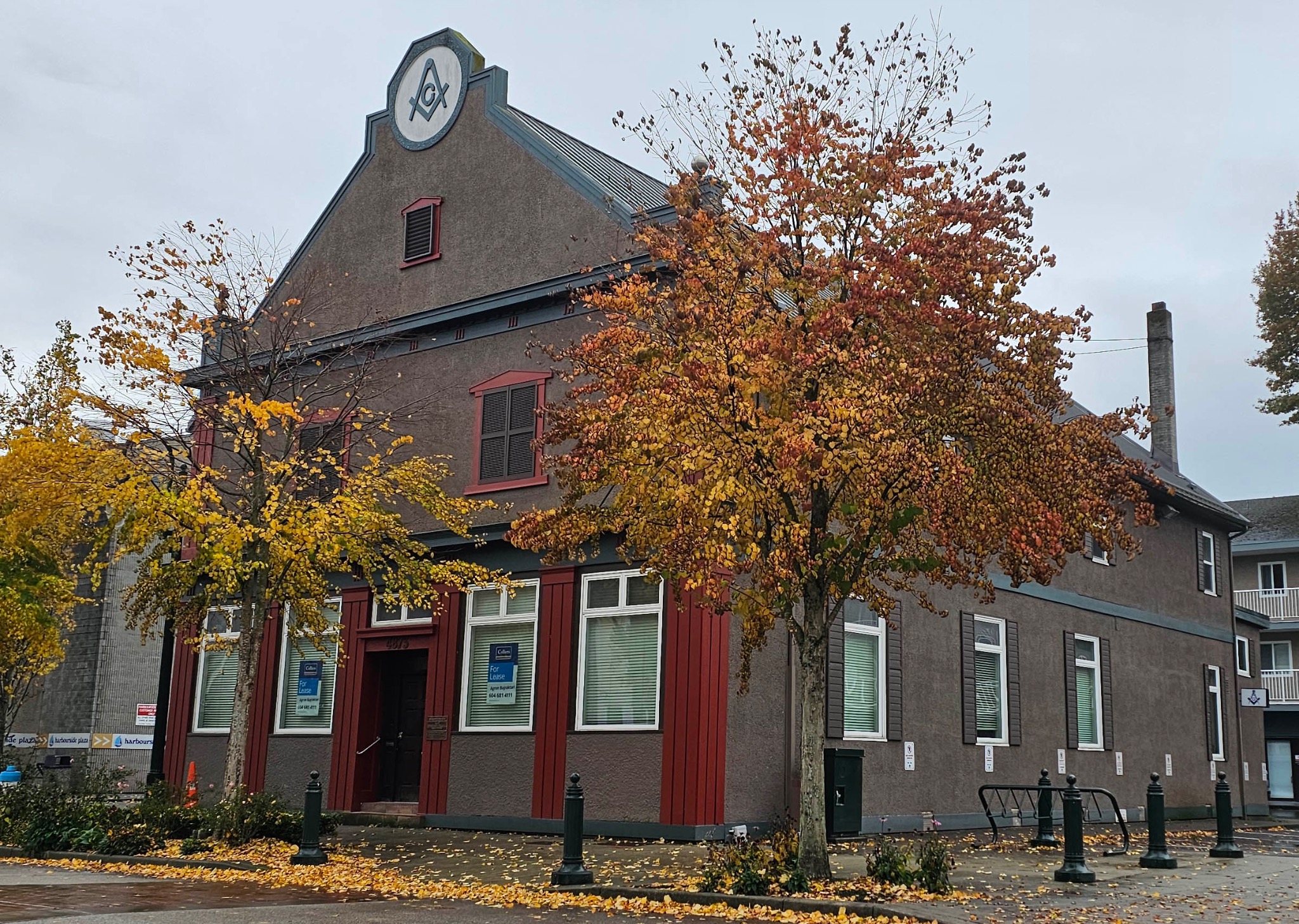 Exterior of the lodge building